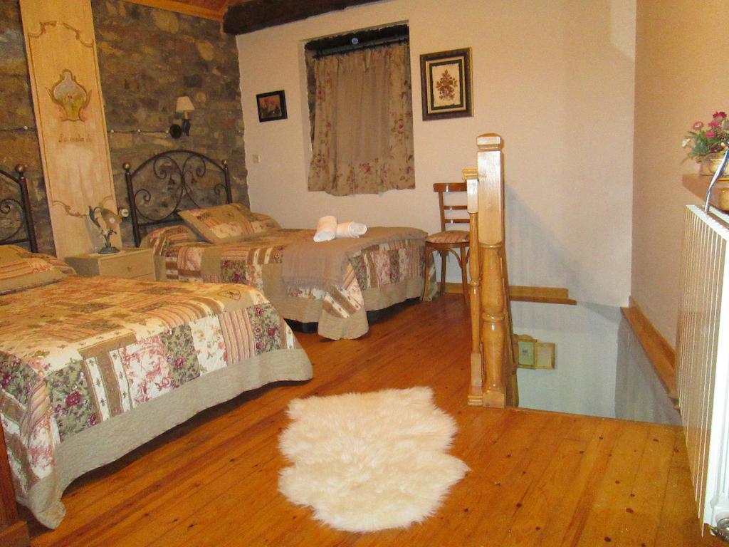La Casita De Ordesa Lejlighed Frajén Værelse billede