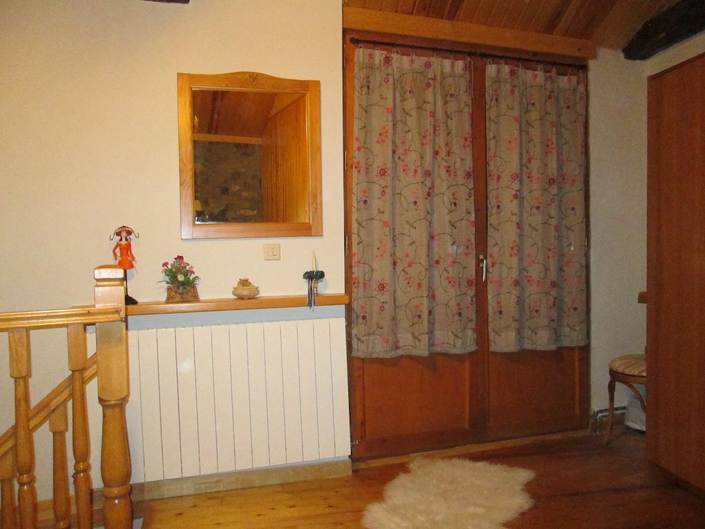 La Casita De Ordesa Lejlighed Frajén Værelse billede